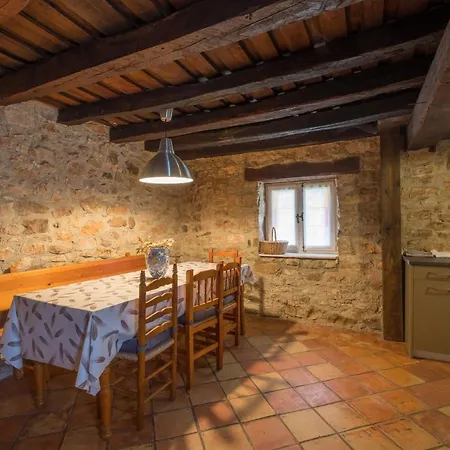 Casas De Valoria Valoria de Aguilar